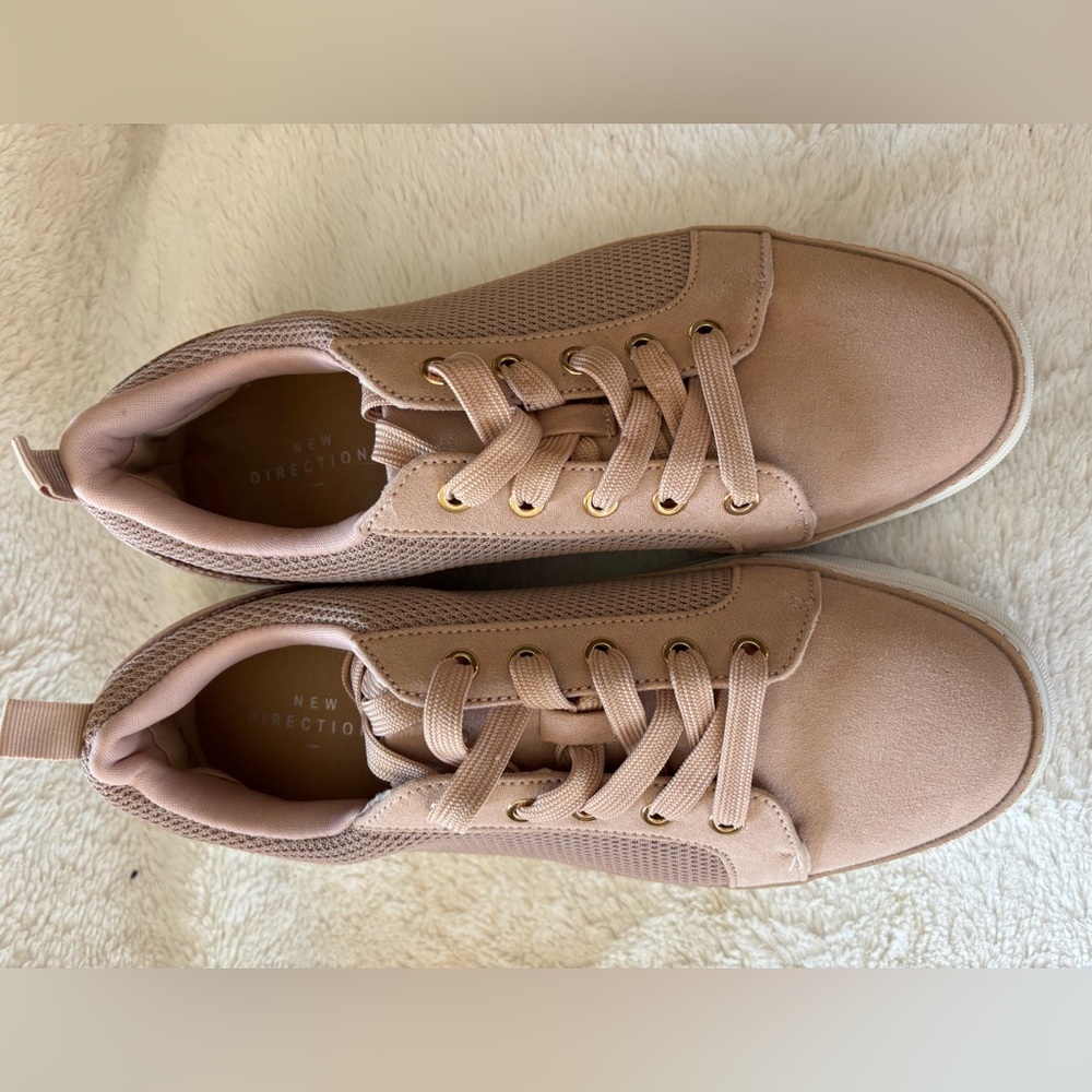 New Directions Women's Blush Pink Casual Sneakers size 9.5 - Picture 1 of 15